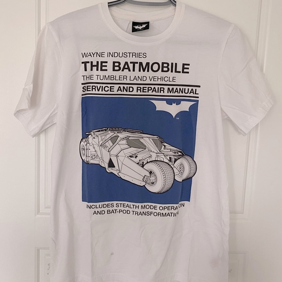 THE BATMOBILE - Wayne Industries official Merchandise - Picture 9 of 14